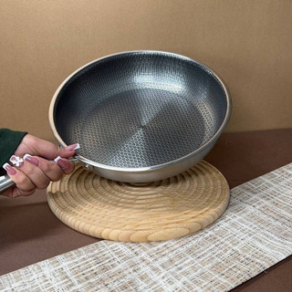 ماهیتابه استیل نچسب (کف لیزری)26سانتی